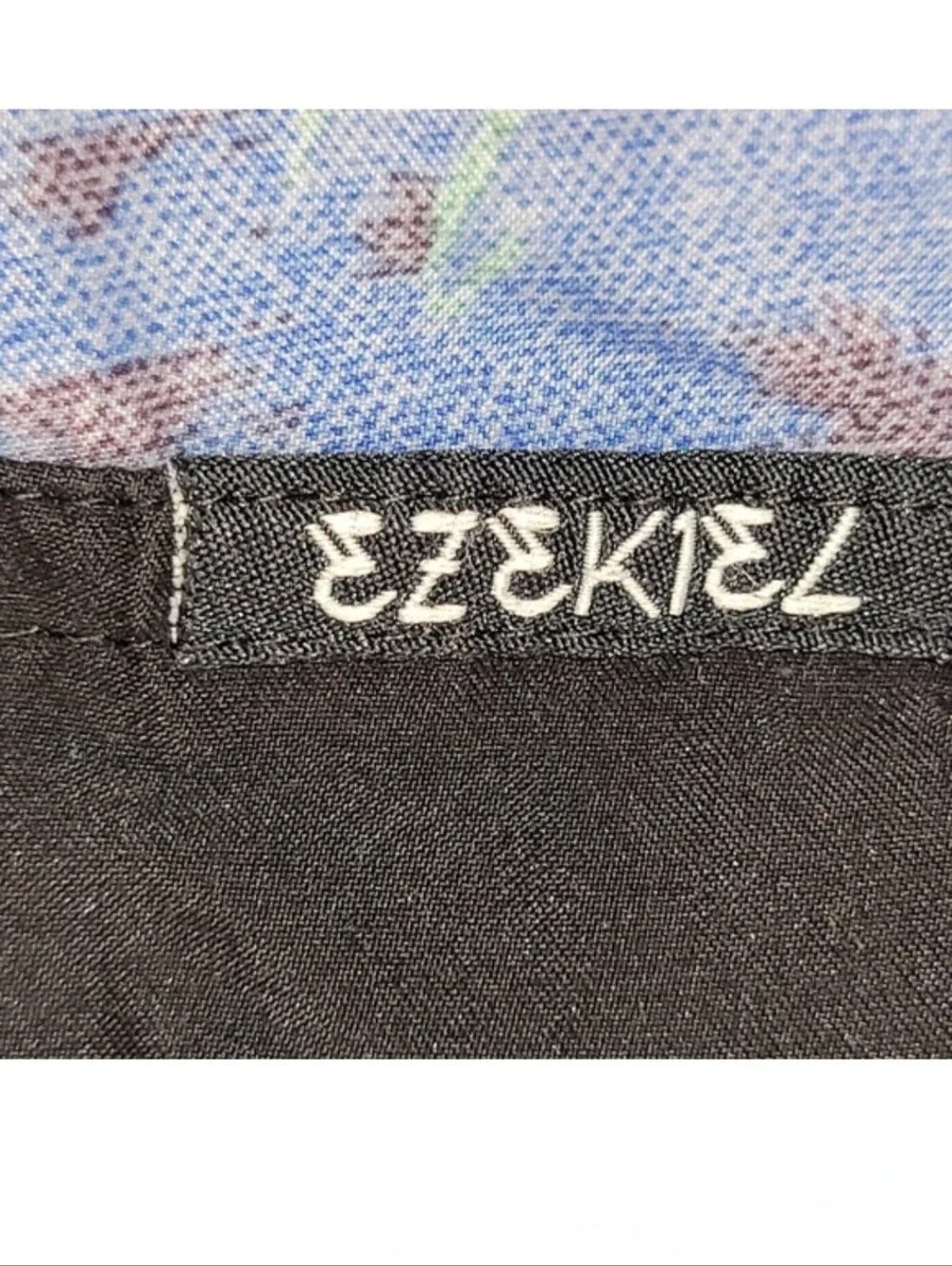 Ezekiel Men's Tropical Print Board Shorts/Swim Trunks (Unlined) Size 33
